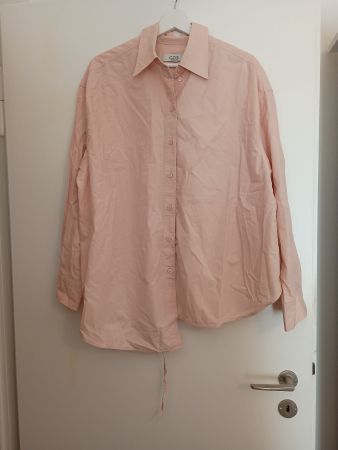 Oversize rosa Popeline-Bluse von Cos, leicht asymmetrisch