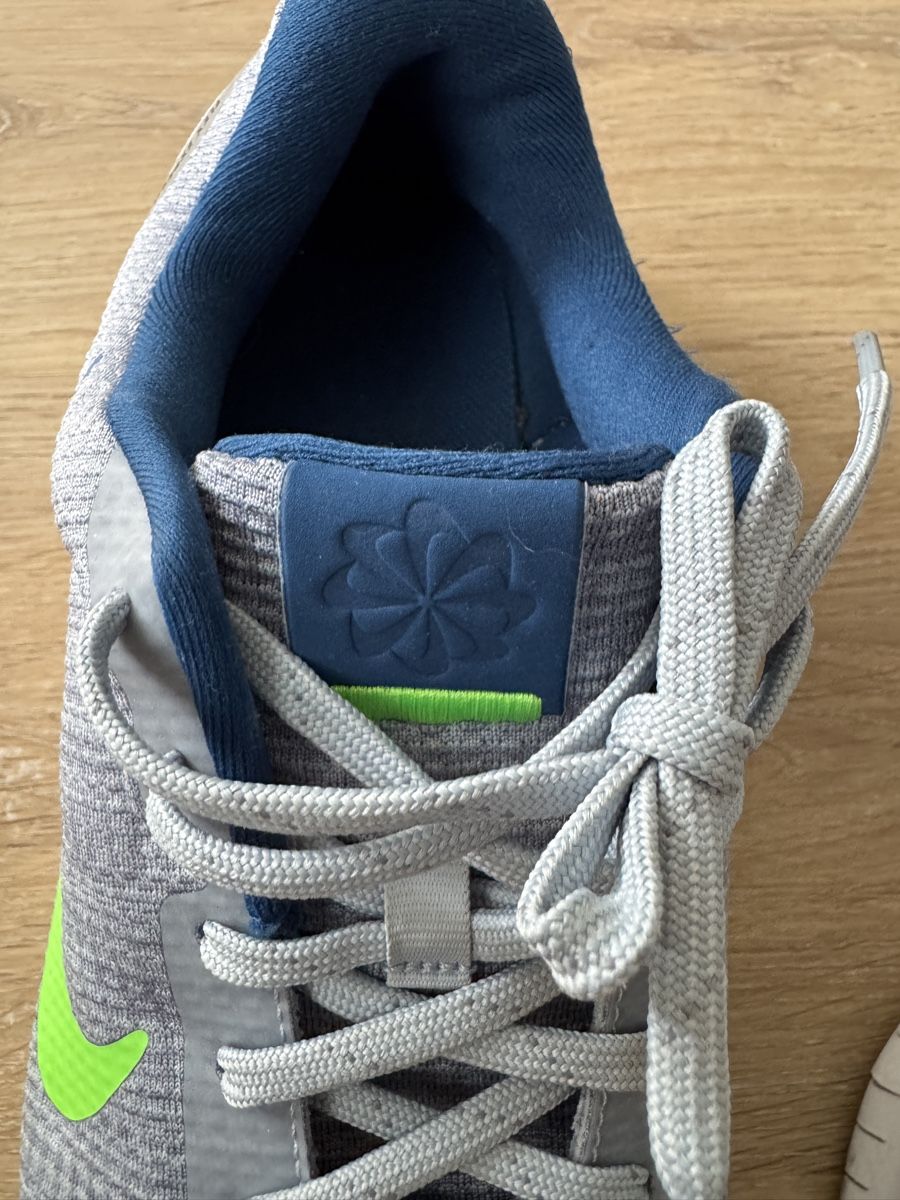 Nike Herrenschuhe: Nike schuhe 44 gr – Gebraucht aus Dübendorf von Ilsaporedelviaggio 4