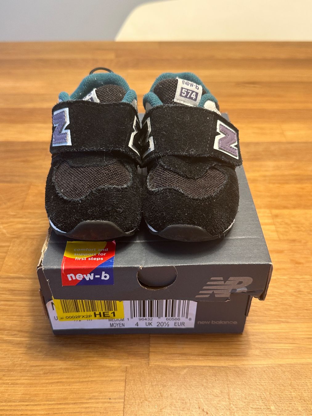 New Balance Scarpe per ragazzi: Kinder New Balance Gr. 20.5 – Usato da Zürich venduto da JuliaSp 1