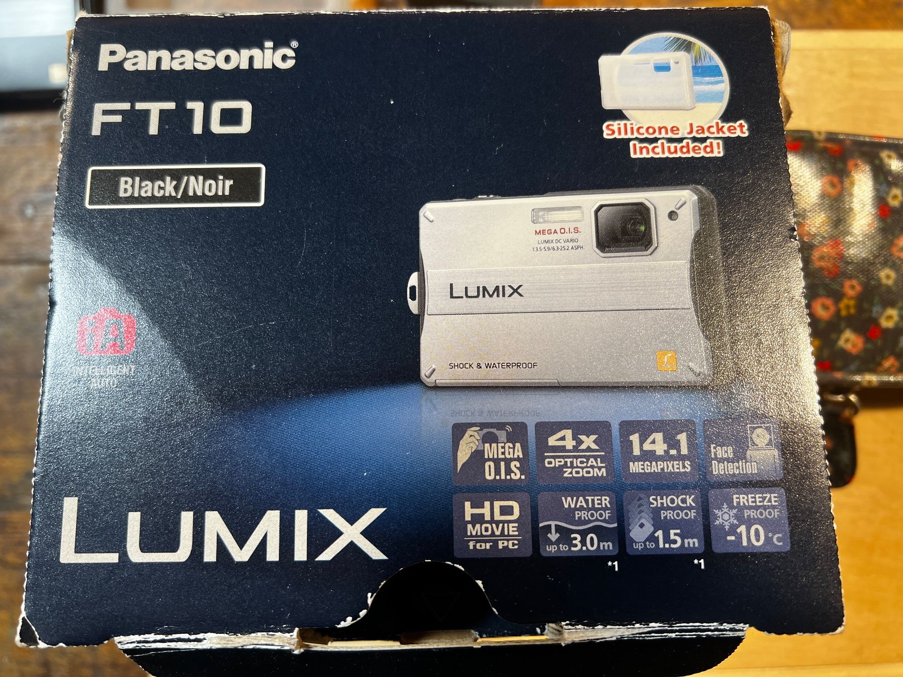 Panasonic Fotocamera: LUMIX PANASONIC FT10 – Usato da Riva San Vitale venduto da AM25 3