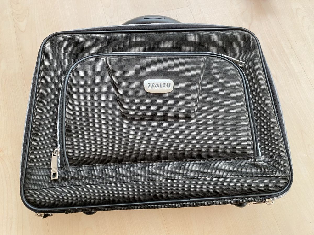 Borse: Schwarze Laptoptasche von Faith – Usato da Buchrain venduto da Sisi83