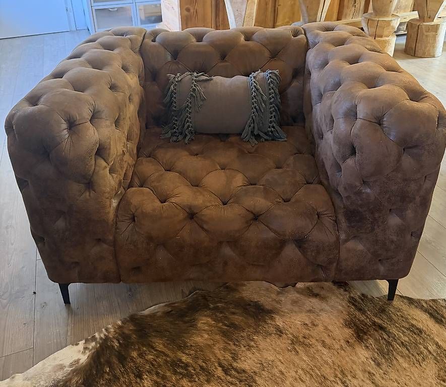 Sofas: Chesterfield-Garnitur  Sofa & 2 Sessel  – D'occasion à Kaltbrunn par DiewildenKerle01 1
