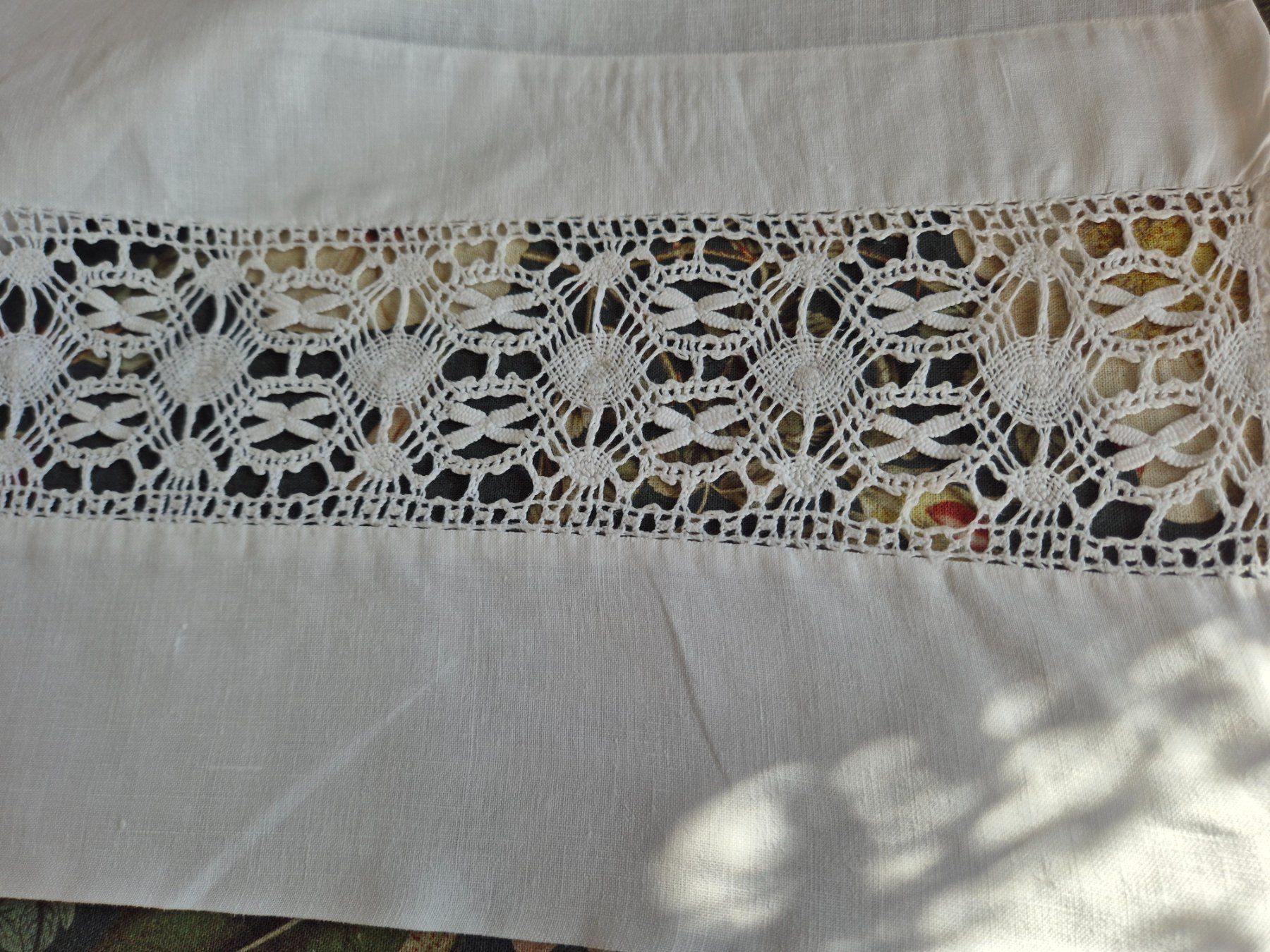 Bettwäsche: Oberleintuch weiss mit Spitze und Monogramm – Gebraucht aus Bern von aronari 3