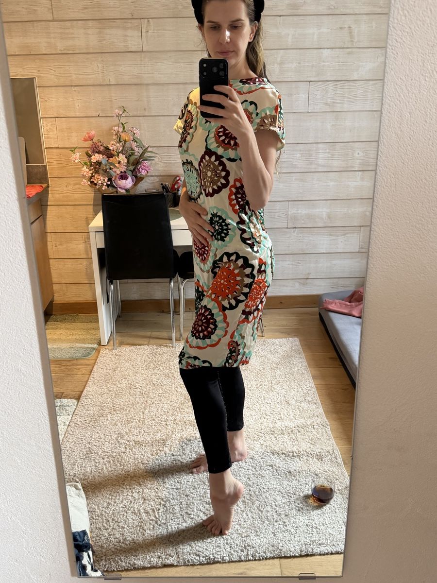 Vestiti: Silk Dress – Usato da Pully venduto da vik_2mrb 1