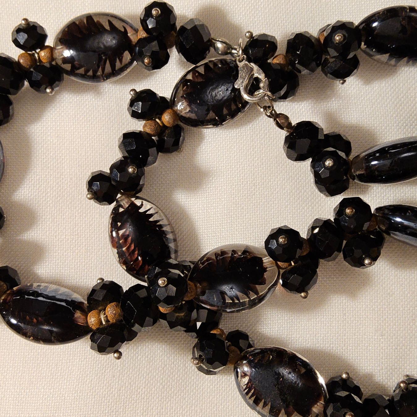 Gablonzer Ketten: Alte Gablonzer schwarze Halskette, Collier ca. 1950er – Gebraucht aus Zürich von philpip 6