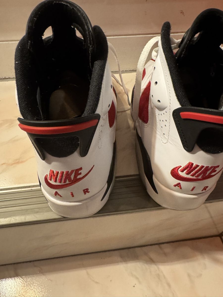Jordan Scarpe da uomo: Jordan 6 carmine 9.5 – Nuovo (secondo la descrizione) da Genève venduto da 5826 3