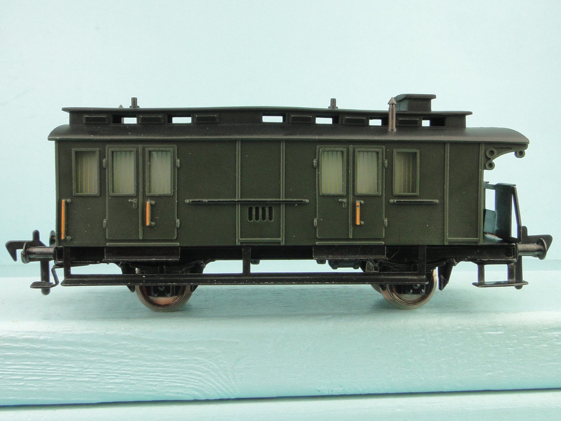 Fleischmann Modellini di ferrovie: Fleischmann H0 1403 Länderbahn Gepäckwagen – Usato da Bülach venduto da cann11 1