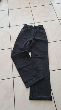 jeans 34 FB sister