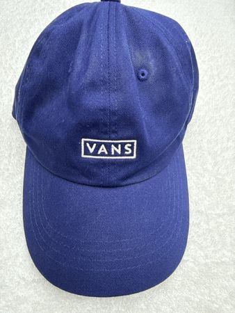 Casquette VANS classique bleu marine - Idéale pour l'été!
