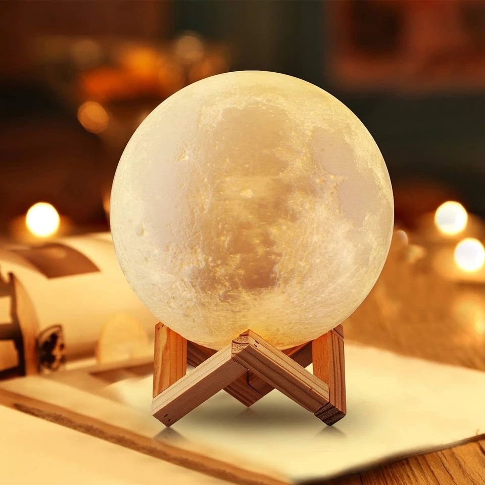 Lampen: 3D Mond Lampe Nachtlicht – Neu und originalverpackt aus Flawil von swisstrendshop 1
