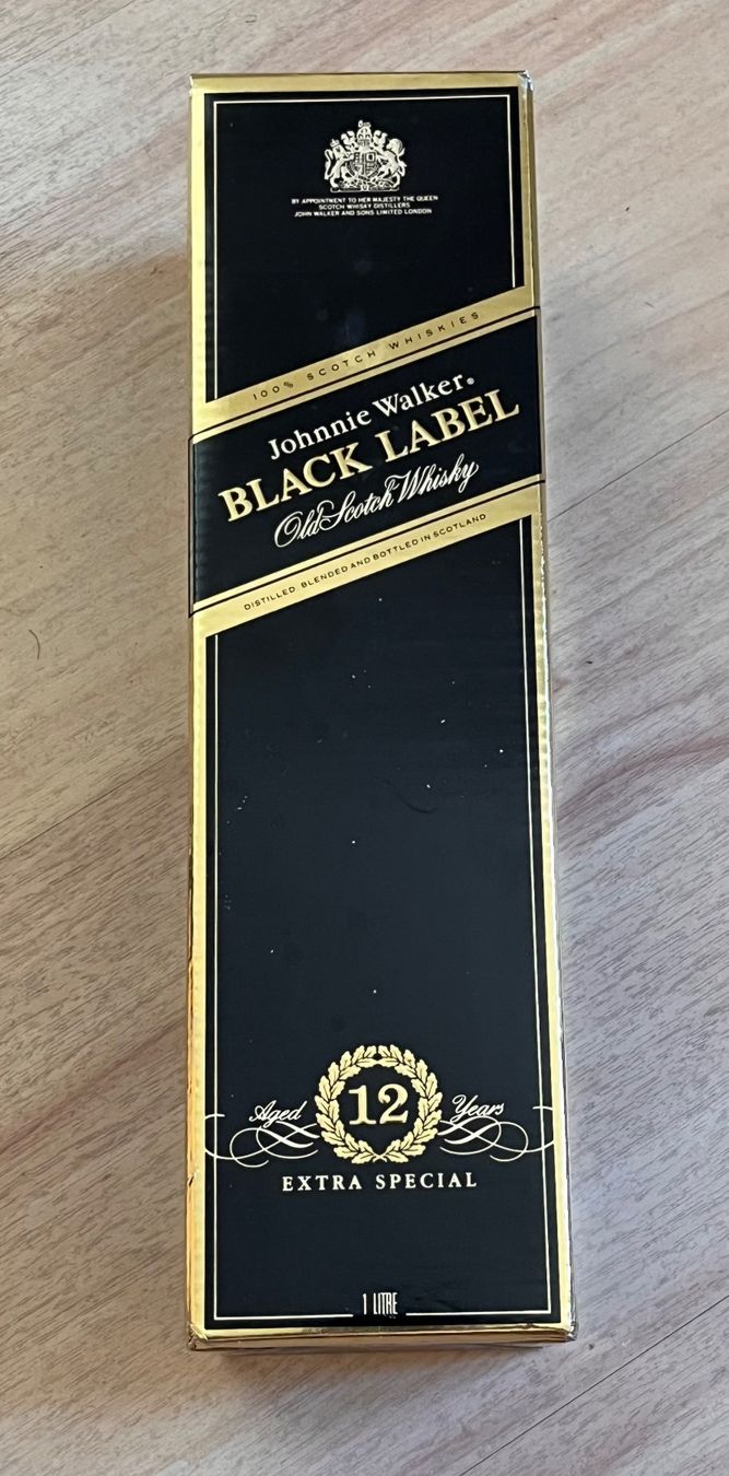 Johnnie Walker Bevande alcoliche: 1L Johnnie Walker Black Label 12 years Extra Special – Nuovo e nell'imballaggio originale da La Neuveville venduto da Oxalis-Studios 2