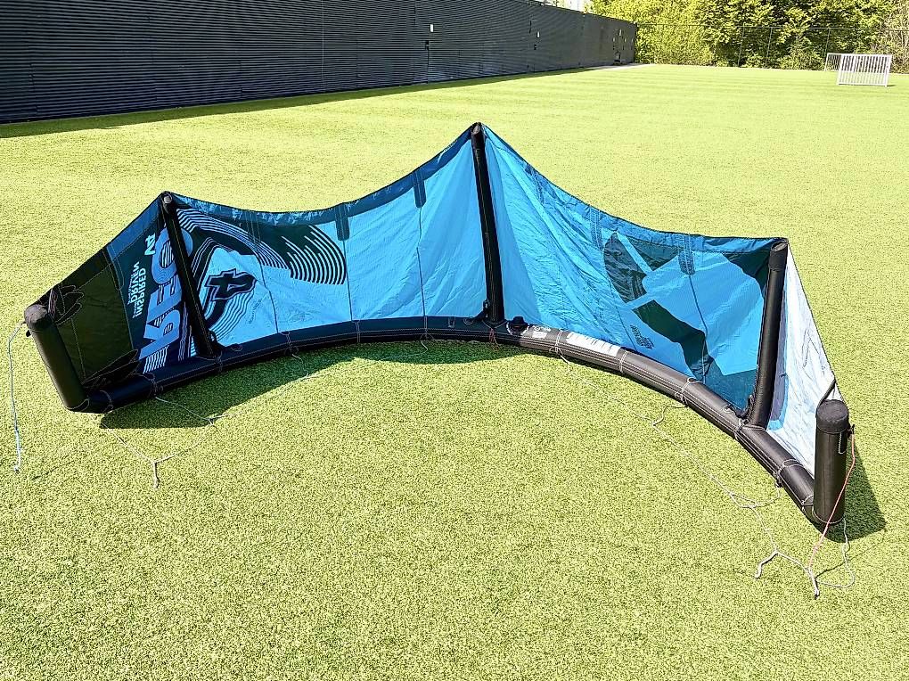 Ozone Kite: Kite OZONE REO V4 in 4m2 – Gebraucht aus Richterswil von Traemlis 2