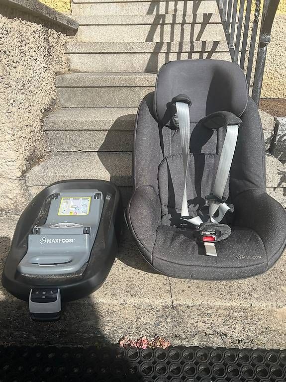 Seggiolini per auto: Maxi Cosi Pearl – Usato da Brugg AG venduto da man_cx5c 1