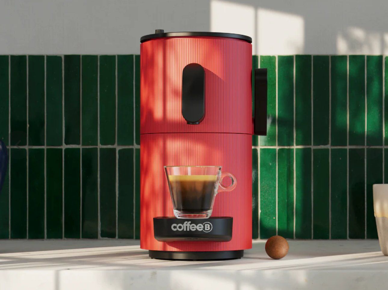 Coffee B Macchine per caffè & Macchine per espresso: Macchina da caffè / Kaffeemaschine CoffeeB Horizon + Capsule – Nuovo e nell'imballaggio originale da Ponte Capriasca venduto da tinamaus