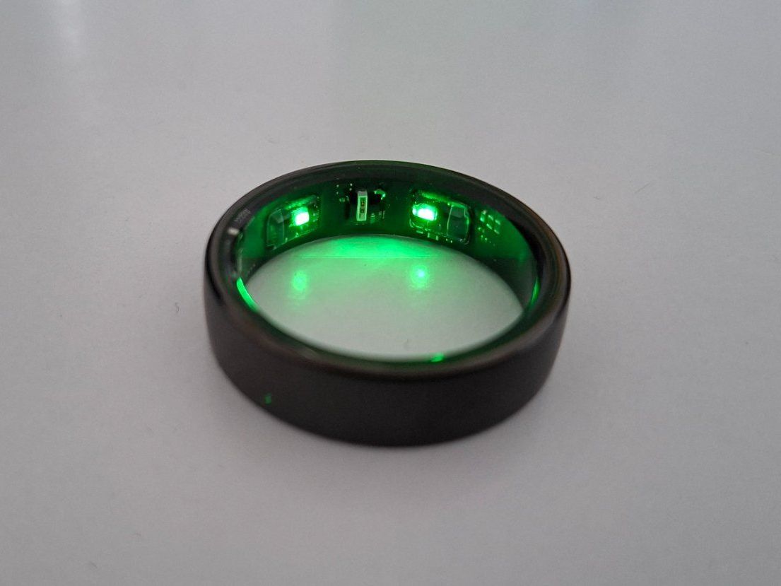 Smart Smartwatch: Smart Ring Grösse 13 Neuwertig – Usato da Bern venduto da Wario 2