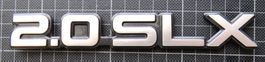 Nissan 2.0 SLX Schriftzug