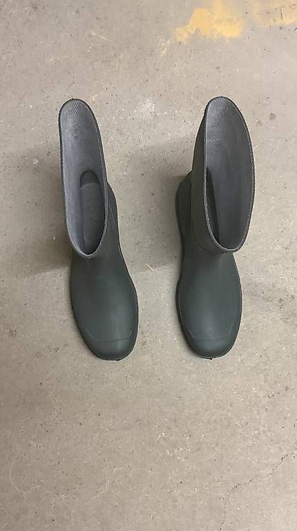 Chaussures hommes: Gummistiefel – D'occasion à Reinach BL par asi_ffz5 1