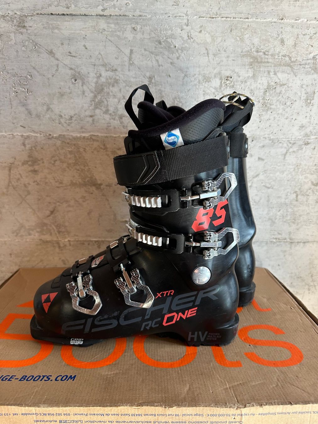 Atomic Chaussures hommes: Fischer Skischuhe 26 / Gr. 40 – D'occasion à Emmenbrücke par karkarkar 2