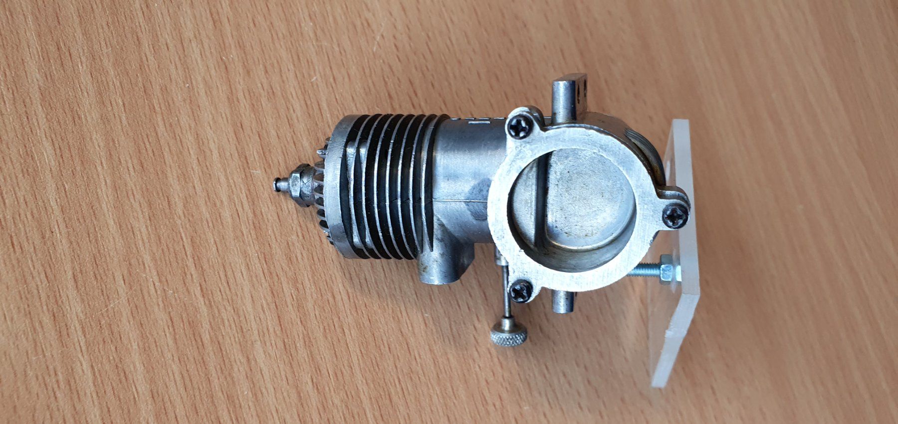 Modellismo RC: Modellmotor Cameron  19 – Usato da Grosswangen venduto da heus 4