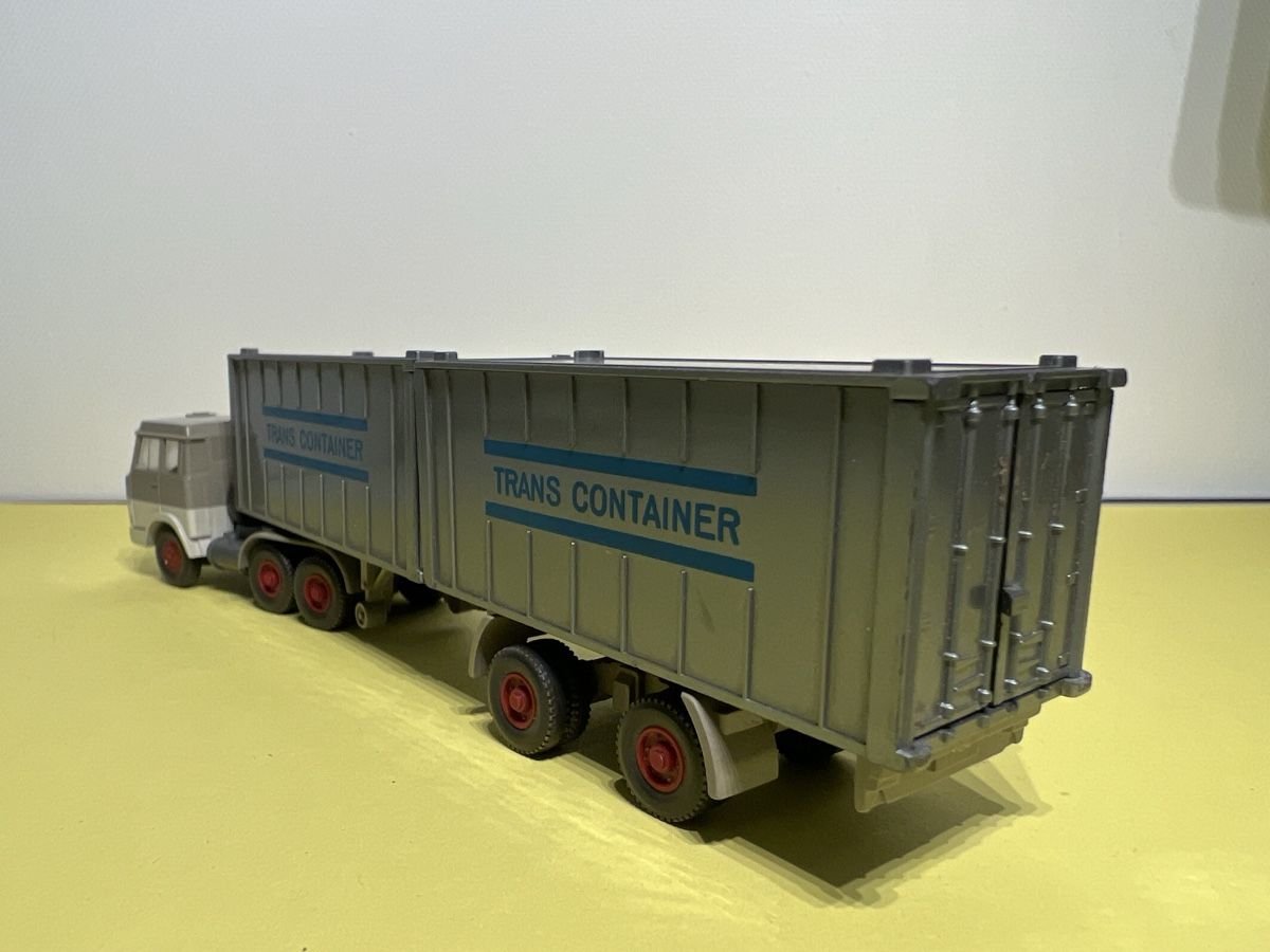 Wiking Modellini d'auto: Wiking Hanomag-Henschel Trans Container in 1/87 – Usato da Weinfelden venduto da Kammerflimmern 2