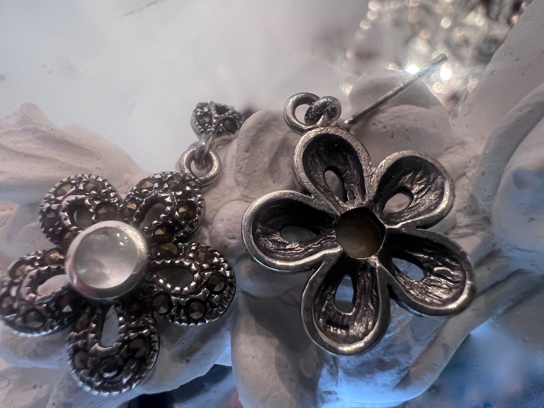 Orecchini pendenti & Orecchini a lobo: Vintage Ohrhänger 925 Silber Pyrit u. Perlmutter - Blumen – Nuovo (secondo la descrizione) da Bern venduto da Jiffy 3