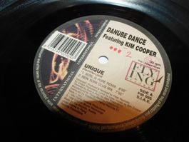 LP 1992 Danube Dance Featuring Kim Kooper - House Remix