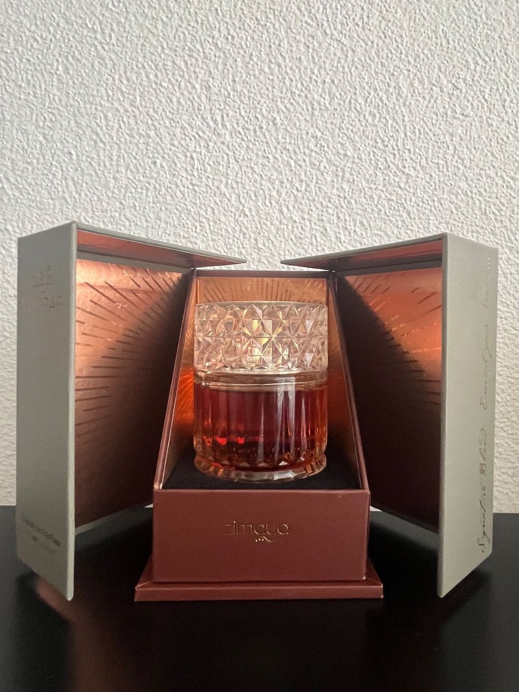 Profumi & Eau de Toilette: Zimaya - Sharaf Blend- Extrait de Parfum 100m – Nuovo (secondo la descrizione) da Luzern venduto da eli_5xnv
