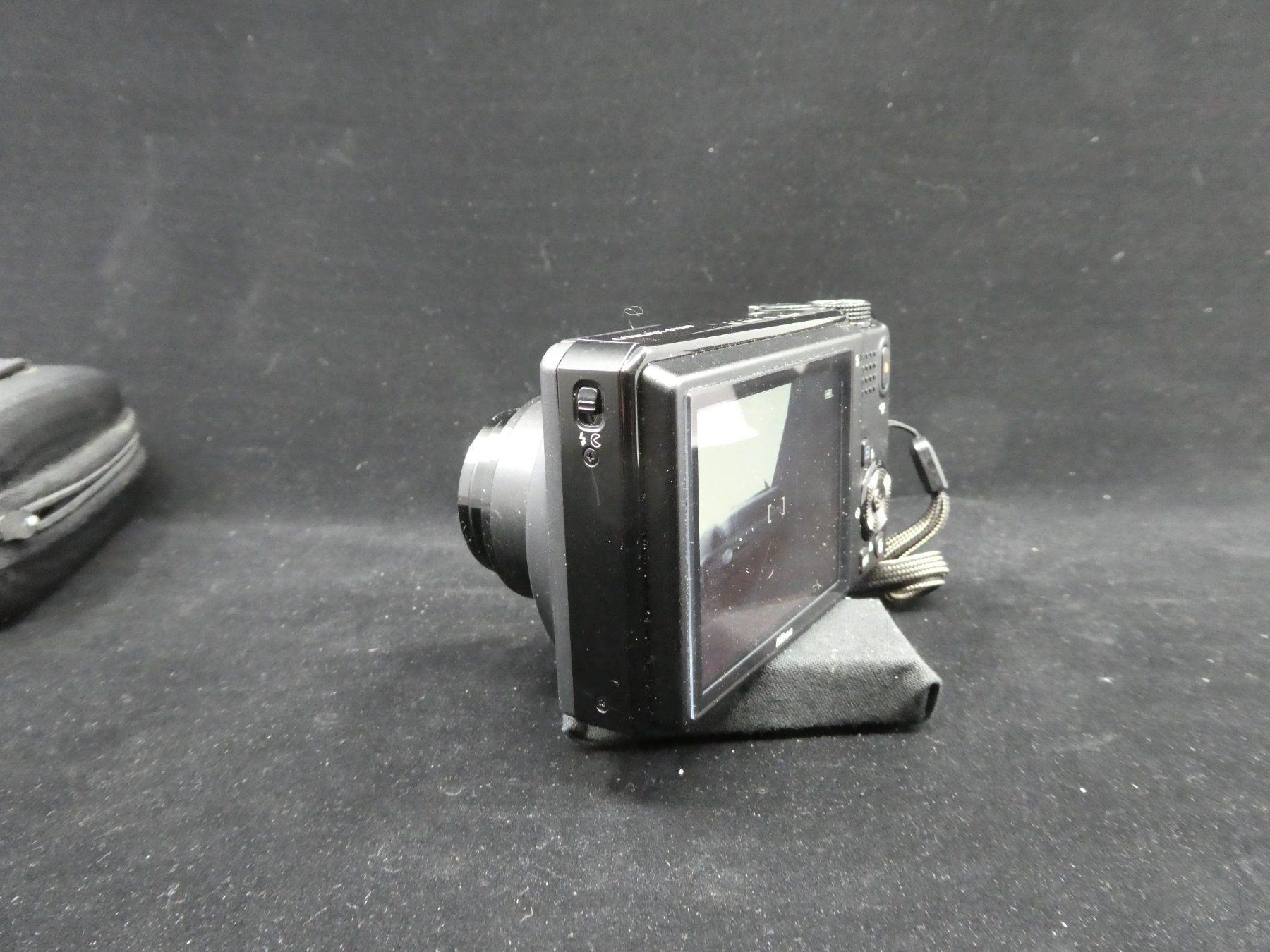 Nikon Fotocamera: NIKON COOLPIX S9100 18X 12.1M – Usato da Bözberg venduto da BetandWin 3