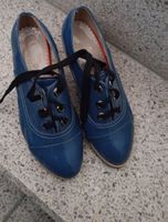 Elegante Lackschuhe in Blau, Grösse 37