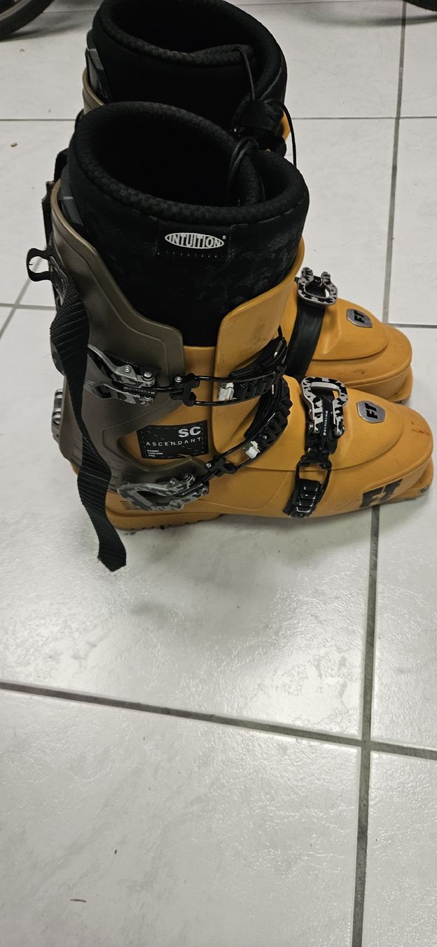 Scarpe da uomo: Full Tilt Ascendant SC – Usato da Prilly venduto da arm_rn28 2