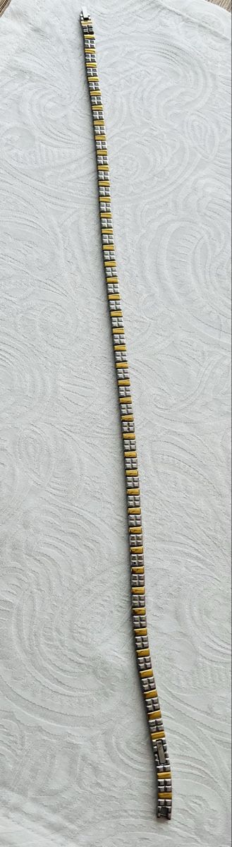 Ketten: Elegantes Collier bicolor mit integrierten Heilmagneten – Neu (gemäss Beschreibung) aus Gurmels von Roro57 1