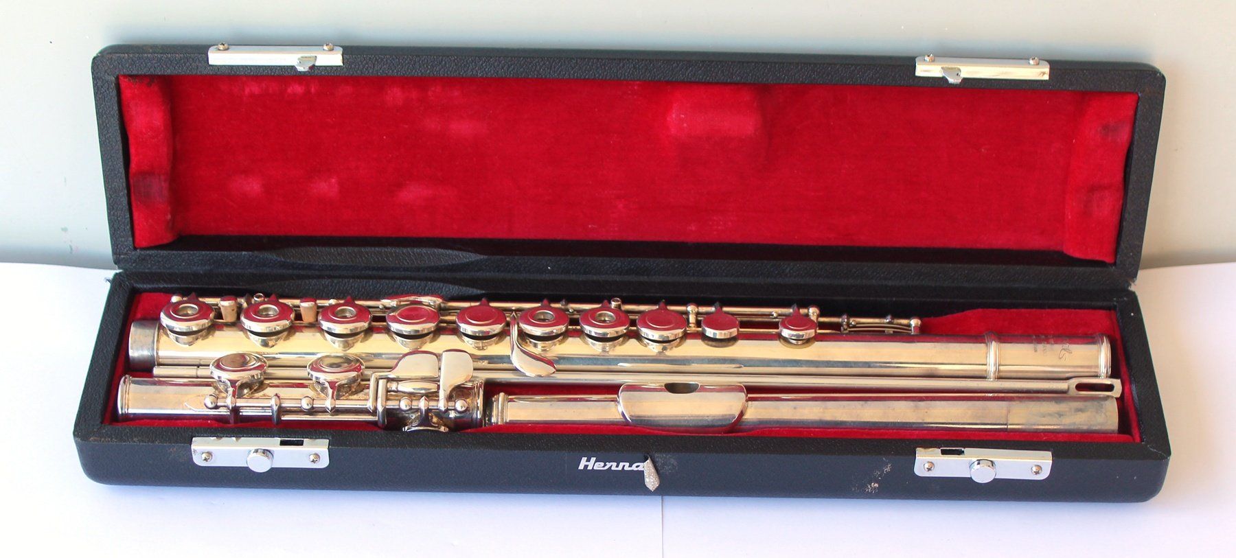 Strumenti musicali: Querflöte Hernals Model S110 Ogawa Gakki versilbert Koffer – Usato da Zürich venduto da Auctionata