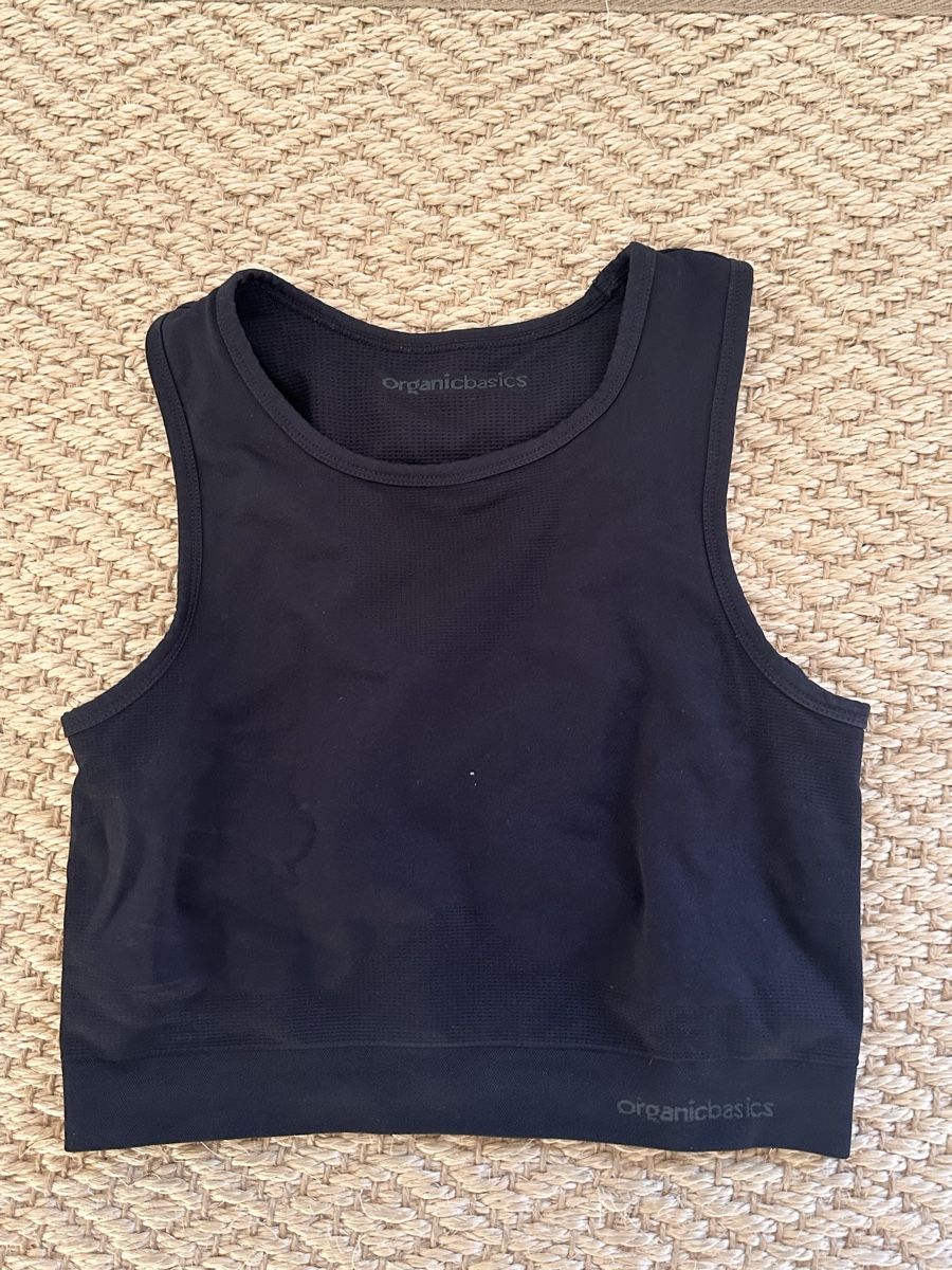 Top: Organic basics top S – Usato da Bellinzona venduto da Samirablank 2