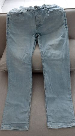 Herrenjeans