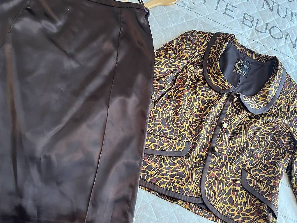 Completi & Tailleur: Blazer & Jupe ensemble – Usato da Bulle venduto da Preteni 1