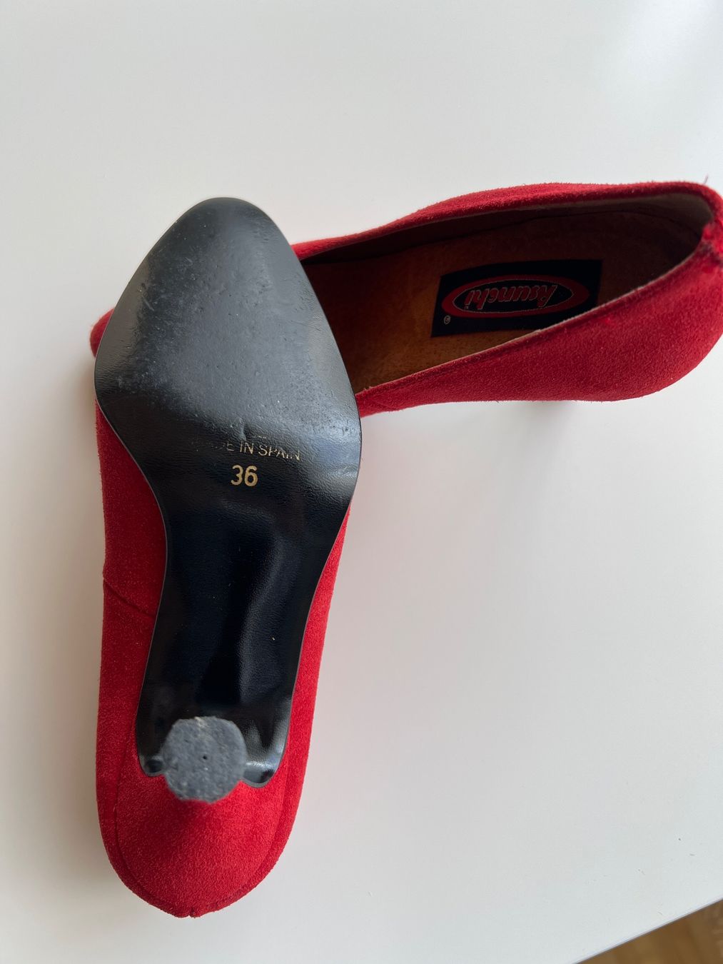 Scarpe da donna: Rote Wildleder Pumps -  Grösse 36 – Usato da Chur venduto da van_hnc6 3