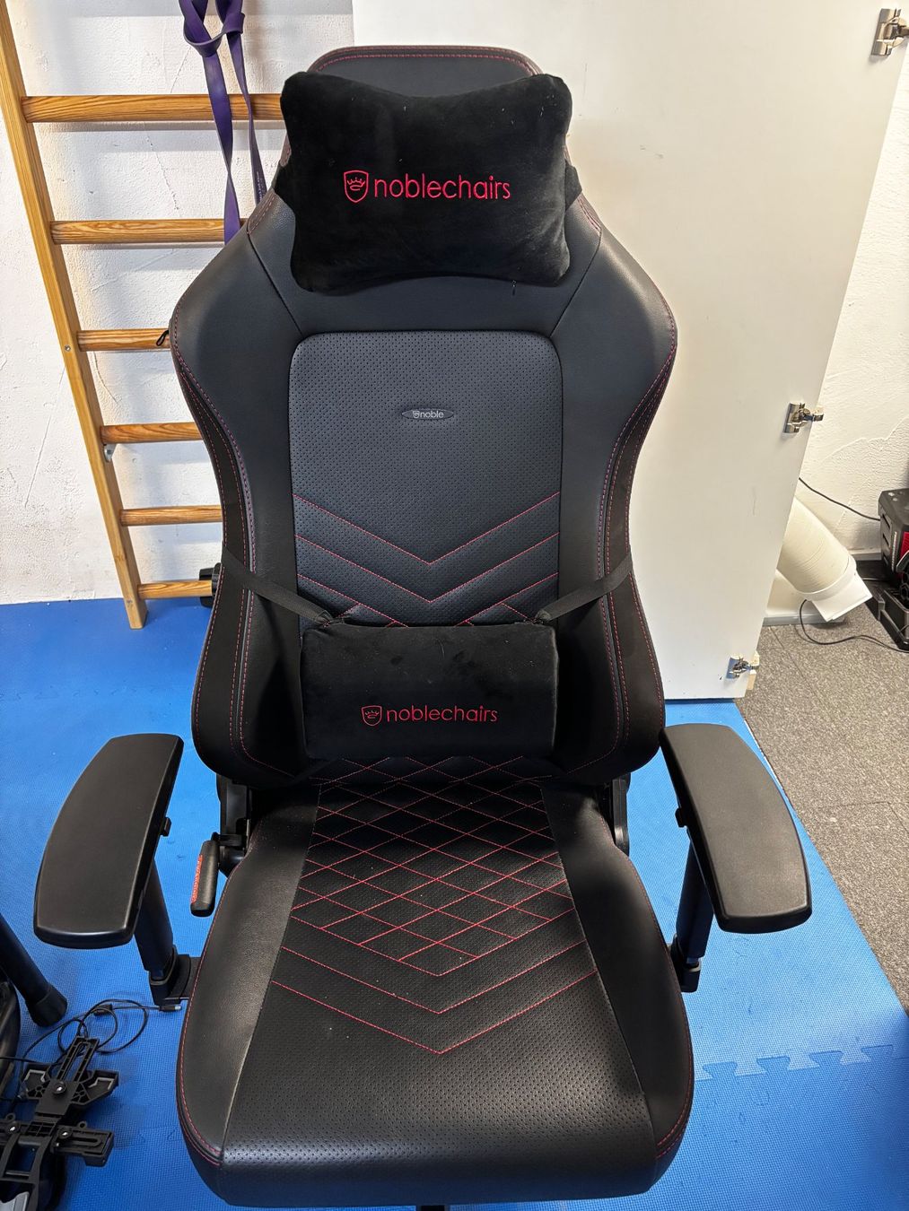 Noblechairs Sedie: Noblechairs Hero – Usato da Binz venduto da myswiss