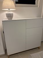 Kommode weiss mit 4 Schubladen und 1 Tür neuwertig