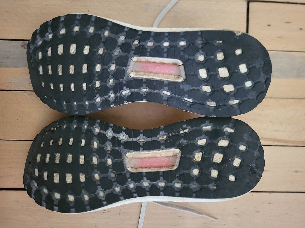 Herrenschuhe: Adidas Ultra Boost 42 2/3 – Gebraucht aus Zürich von nikostr 3