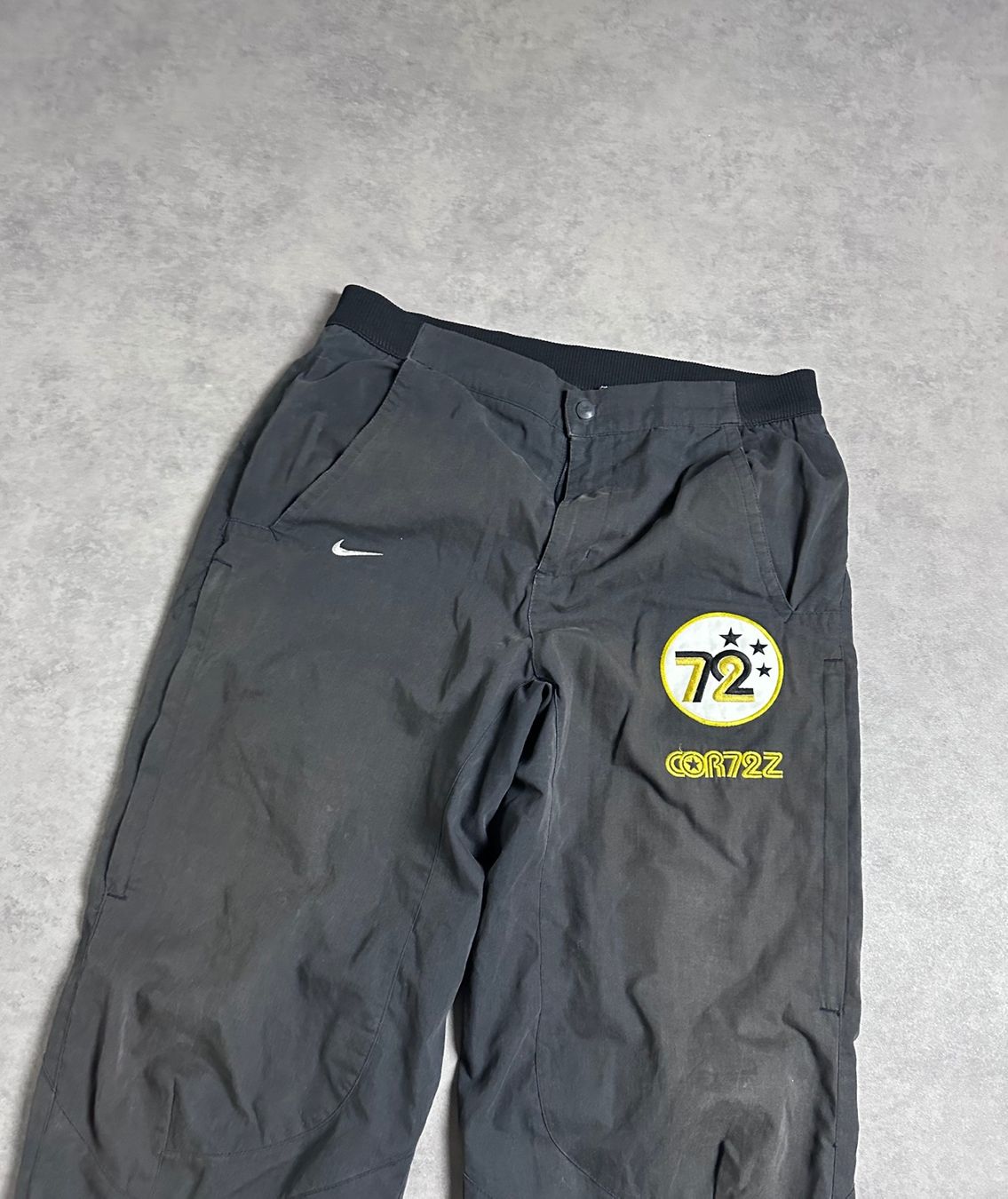 Nike Pantaloni: Nike Cortez Trackpants M – Usato da Wolfhalden venduto da GodzillaArchive 1
