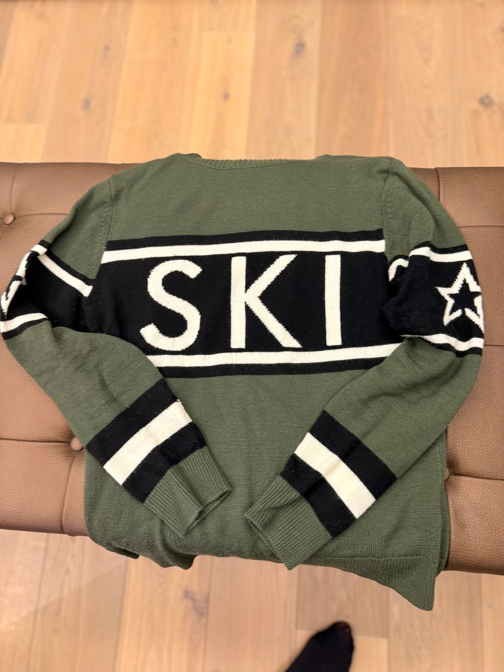 Maglioni & Felpe: Perfect Moment Ski Pullover , Grösse M, Top! – Usato da Wollerau venduto da Falou_Sch 2