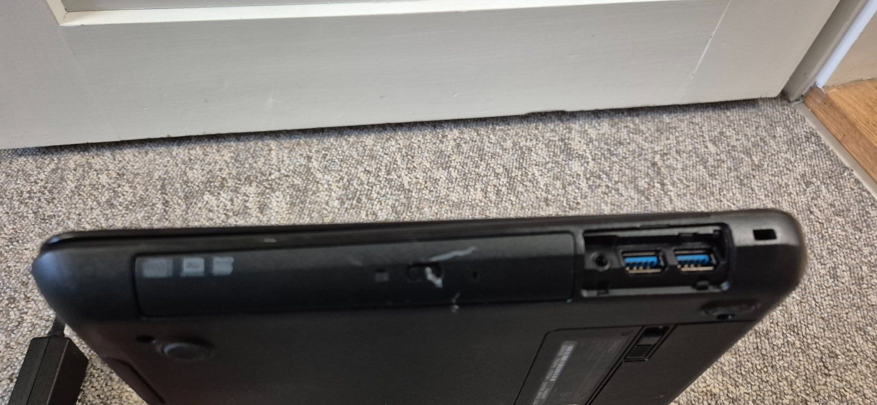 Dell Notebook: Dell Laptop mit Windows 11 Home und Microsoft Office – Usato da Stein am Rhein venduto da Abby2009 3