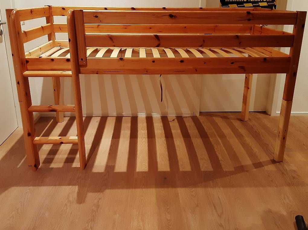 Letti: Flexa-Bett Hochbett Kiefer nature – Usato da Galgenen venduto da zie_d5gn 2