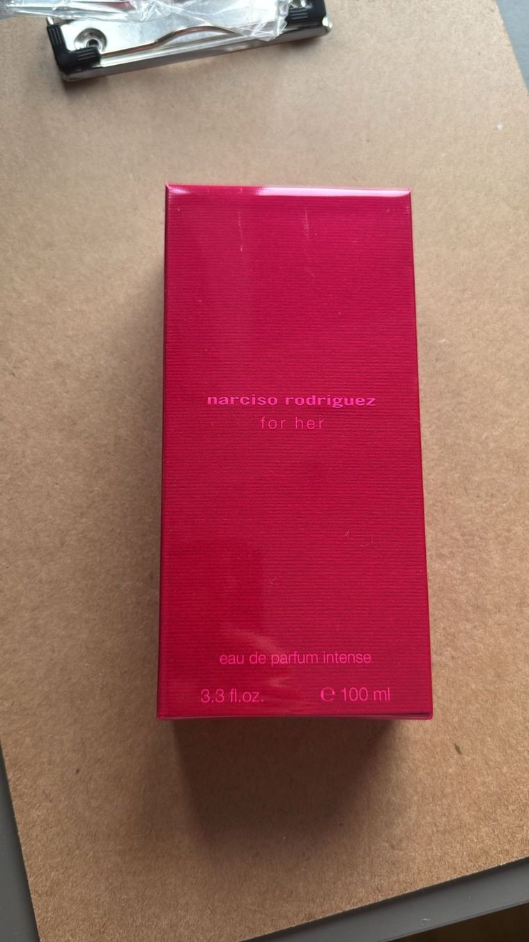 Narciso Rodriguez Profumi & Eau de Toilette: OVP Narciso Rodriguez for Her Intense 100ml – Nuovo e nell'imballaggio originale da Bellinzona venduto da francescouv