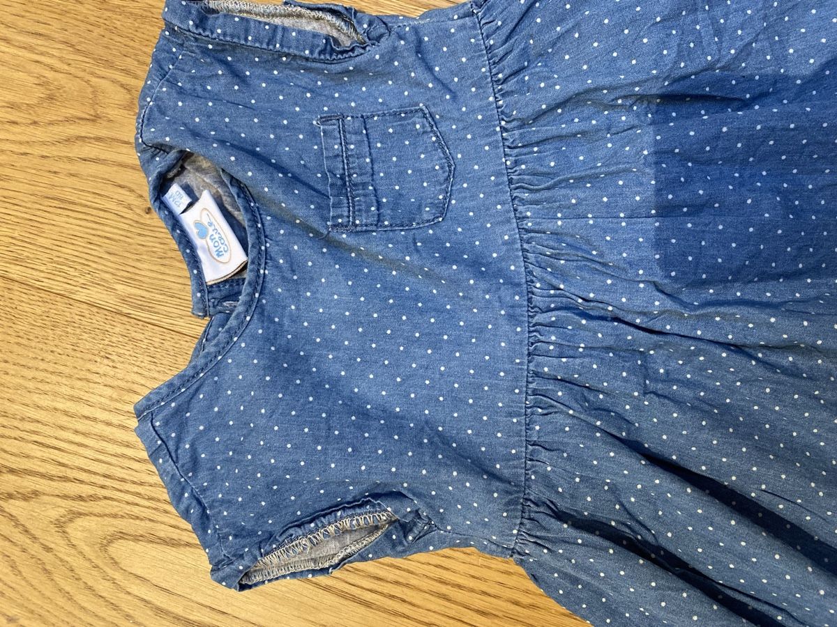 Robes et jupes: Kleid mit Pünktchen, Grösse 80! – D'occasion à Hohentannen par Hawaii29 1
