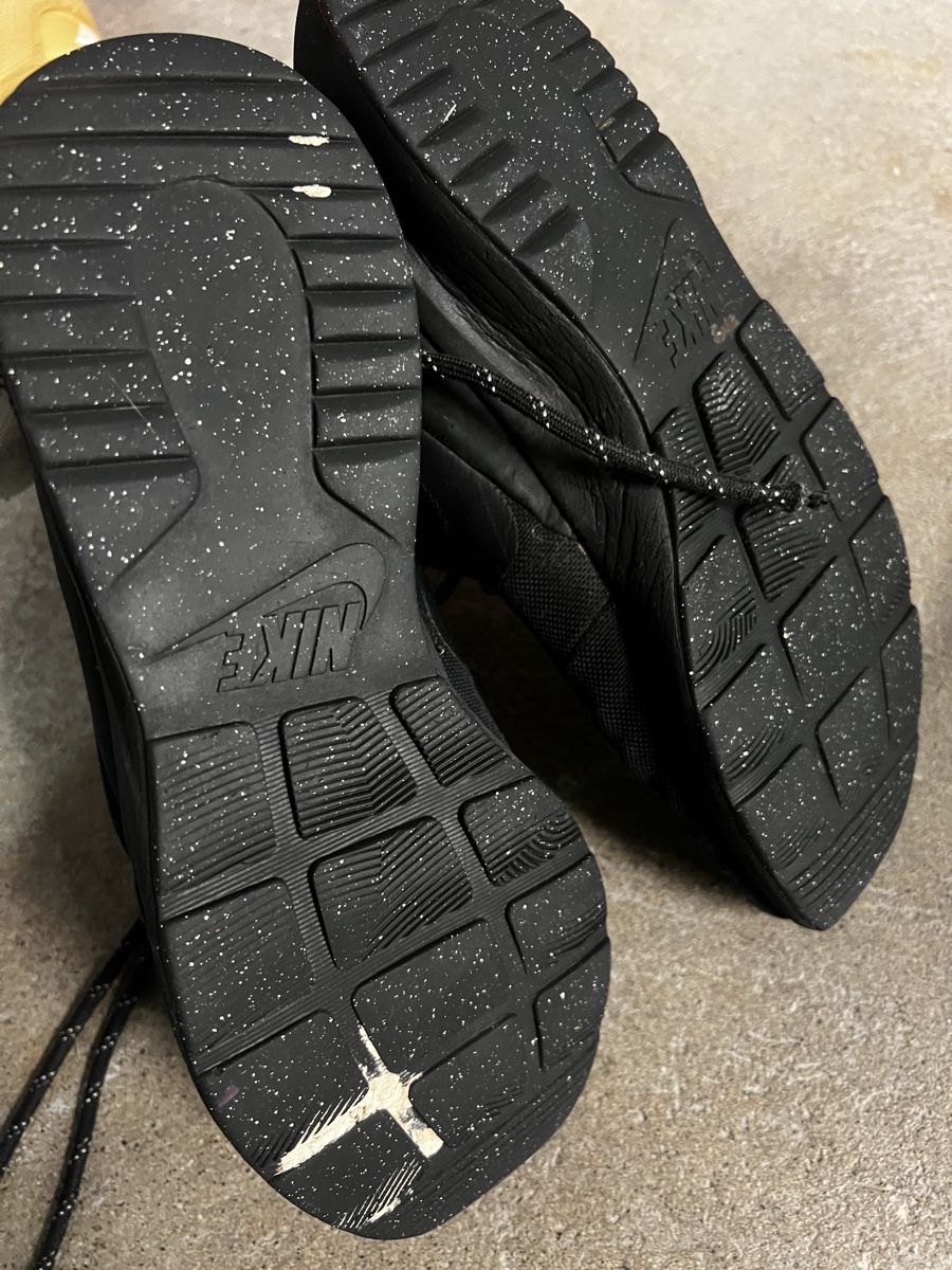 Nike Herrenschuhe: Nike Sneaker schwarz Grösse 43 – Gebraucht aus Ittigen von car_9r2m 2