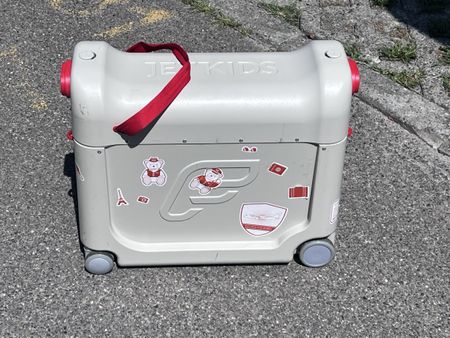 JetKids BedBox Kinderkoffer mit Matratze guter Zustand