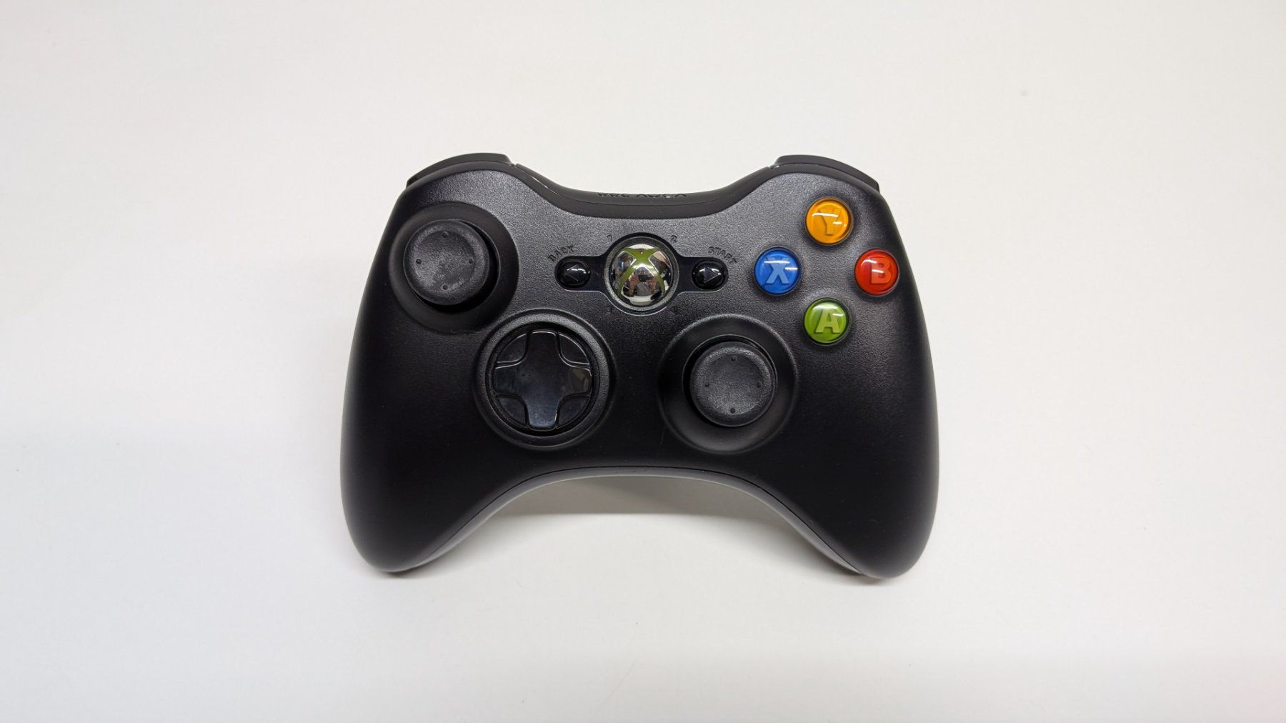 Microsoft Console: Microsoft Xbox 360 S, 2 Controller, 10 Spiele – Usato da Menziken venduto da mame18 2