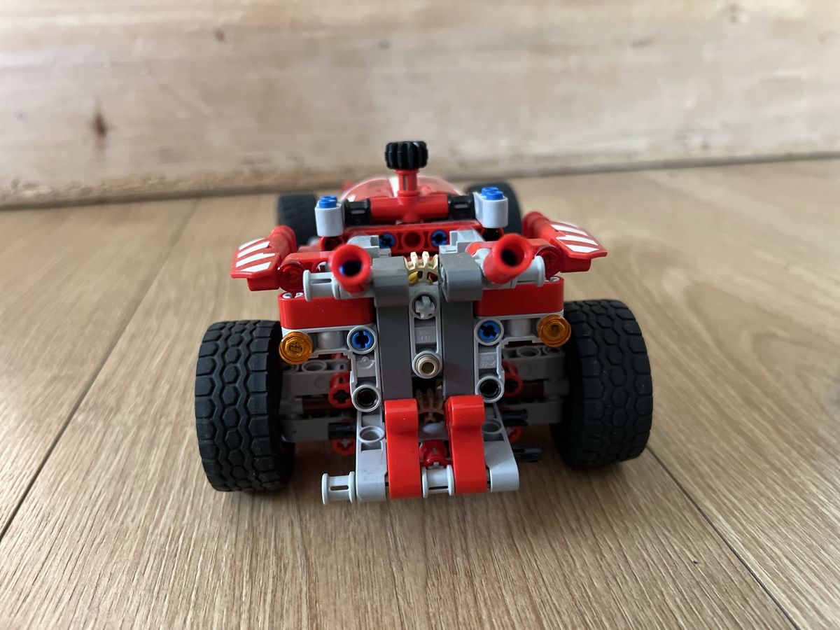 Lego Kit di costruzioni: Lego Technic Rennauto 42075 – Usato da niedergösgen venduto da xiquinha 3