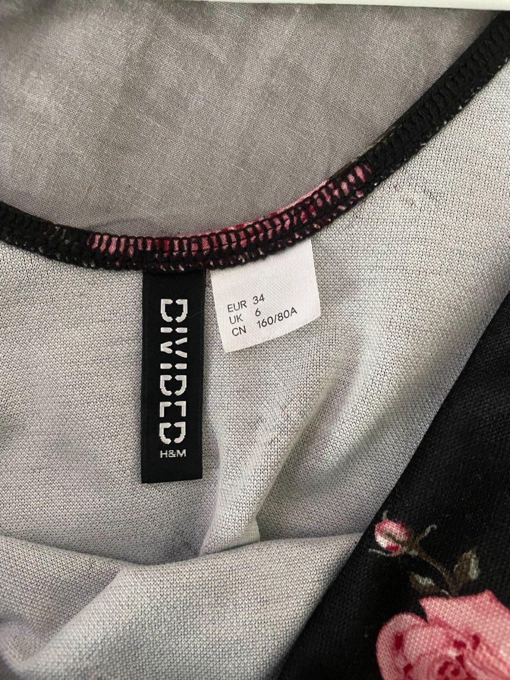 H&M Vestiti: schwarzes Kleid in Gr. 34 – Usato da Wil SG venduto da Miwil 2